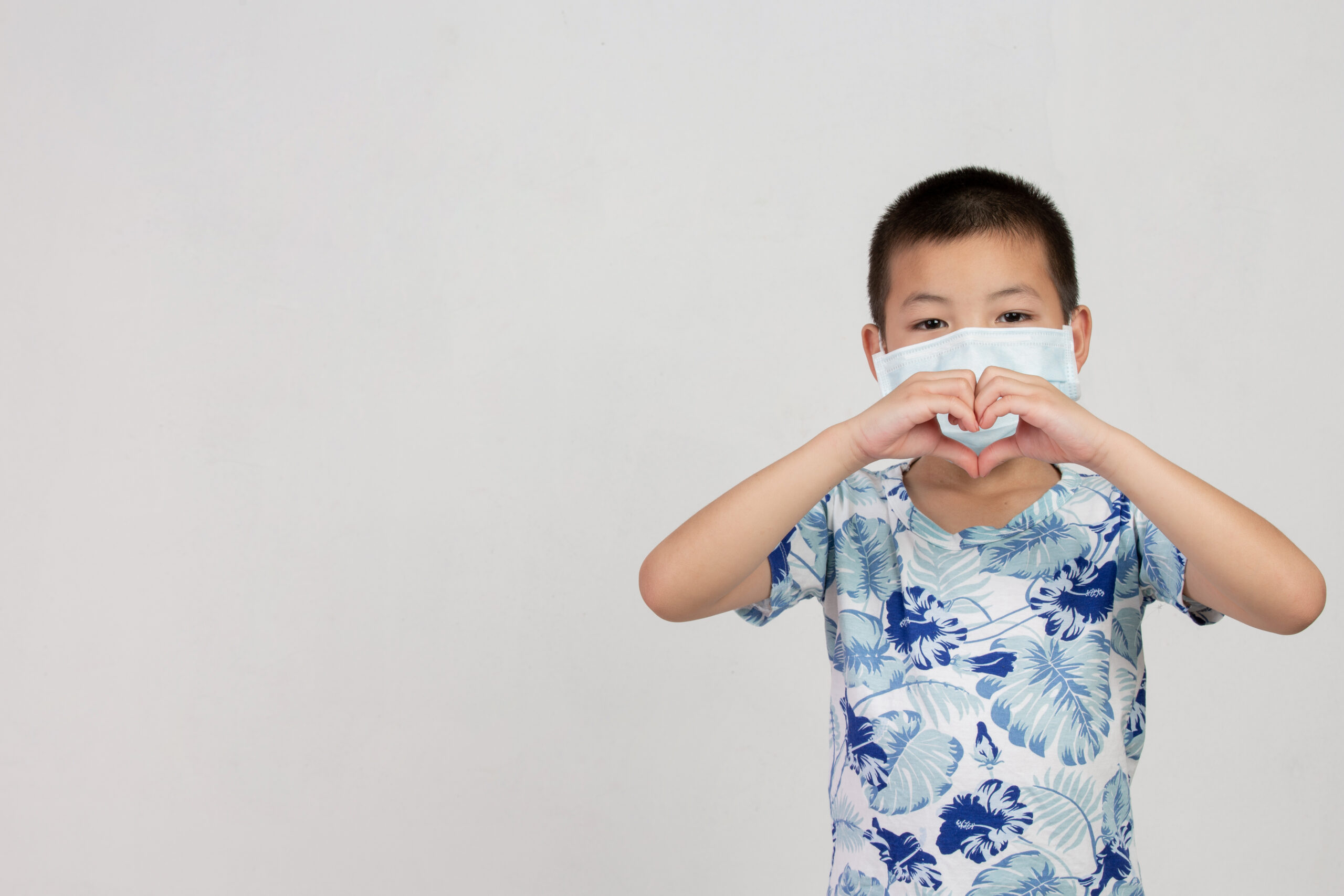 Viêm tai giữa cấp có lây không? Có nguy hiểm không? Giải thích từ bác sĩ chuyên khoa